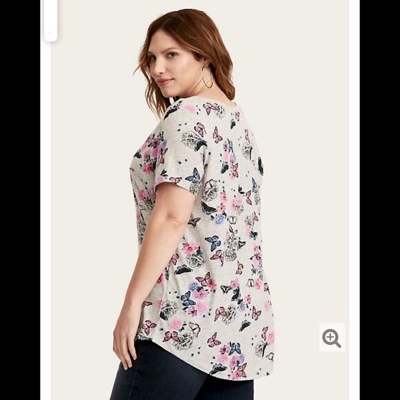 Torrid MULTI-COLOR BUTTERFLY PRINT KNIT POCKETTEE - Picture 2 of 5